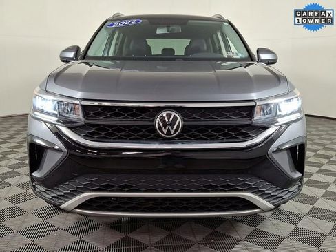 Used 2022 Volkswagen Taos SE image 5