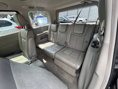 Used 2013 Nissan Quest LE FWD image 9