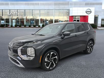 Used 2024 Mitsubishi Outlander SE Black Edition