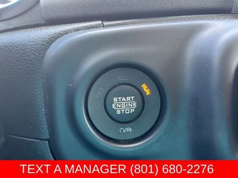 Used 2023 Jeep Gladiator Overland AWD/4WD image 30