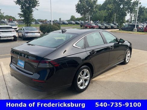 Certified 2023 Honda Accord LX image 6