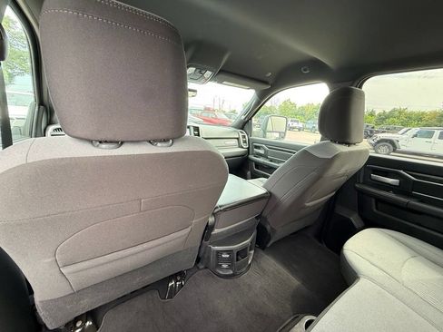 Used 2024 RAM 2500 Big Horn AWD/4WD image 27
