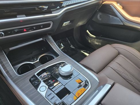 Used 2024 BMW X7 M60i w/ Executive Package AWD/4WD image 20