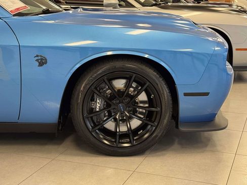 Used 2023 Dodge Challenger SRT Hellcat image 9