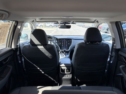 Certified 2025 Subaru Outback Onyx Edition AWD/4WD image 13