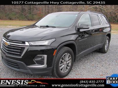 Used 2023 Chevrolet Traverse LT
