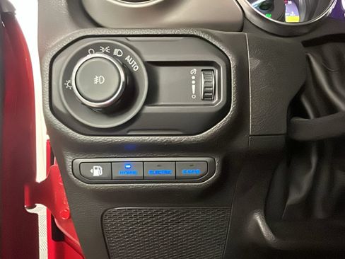 Used 2023 Jeep Wrangler Unlimited w/ Cold Weather Group AWD/4WD image 22