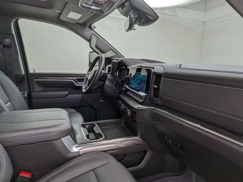 Used 2025 Chevrolet Silverado 2500 LTZ w/ Trail Boss Package AWD/4WD image 42