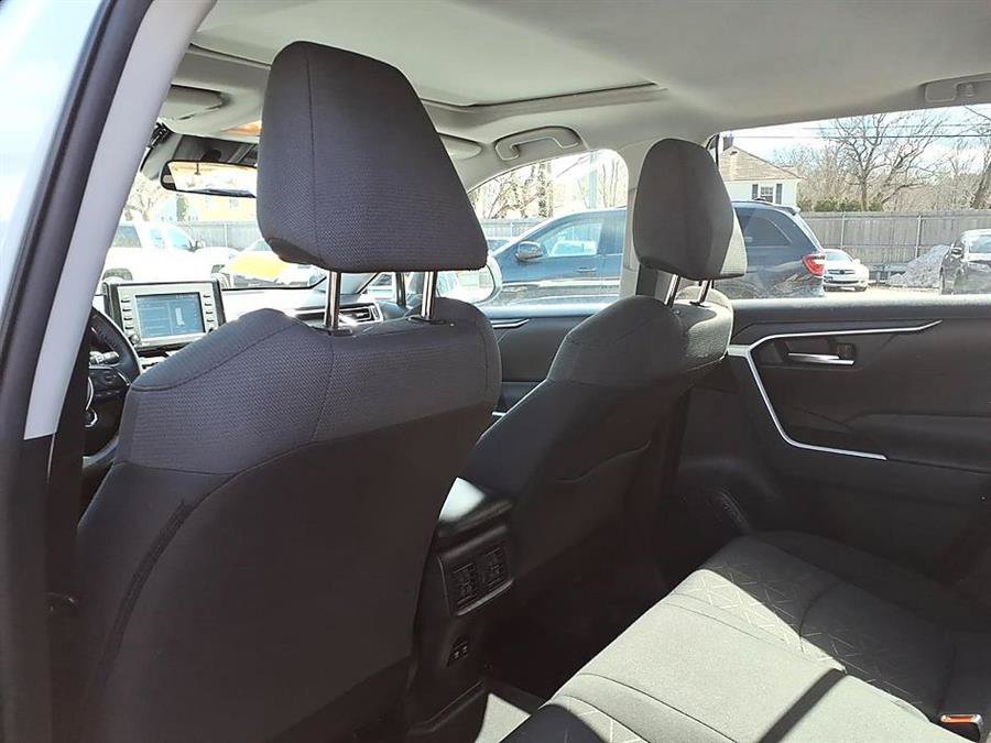 Used 2021 Toyota RAV4 XLE w/ Convenience Package AWD/4WD image 29