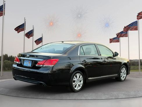 Used 2012 Toyota Avalon FWD image 7