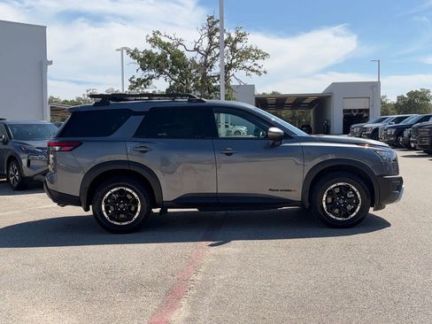 Used 2025 Nissan Pathfinder Rock Creek AWD/4WD image 4