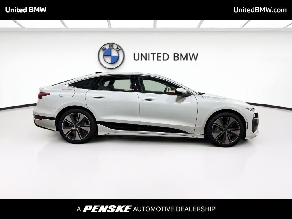 Used 2025 Audi A6 e-tron Premium Plus RWD image 4