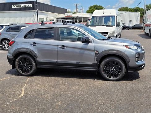 New 2025 Mitsubishi Outlander Sport SE image 5