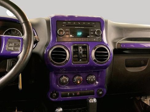 Used 2013 Jeep Wrangler Unlimited Sport AWD/4WD image 7