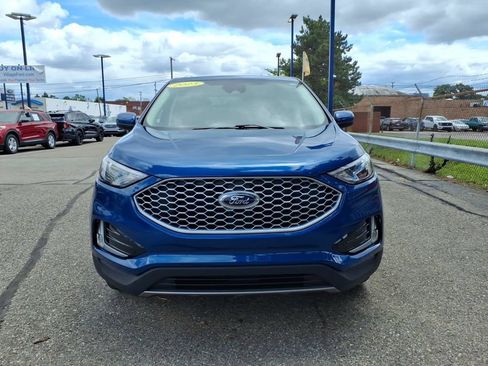Certified 2023 Ford Edge SEL w/ Convenience Package AWD/4WD image 3
