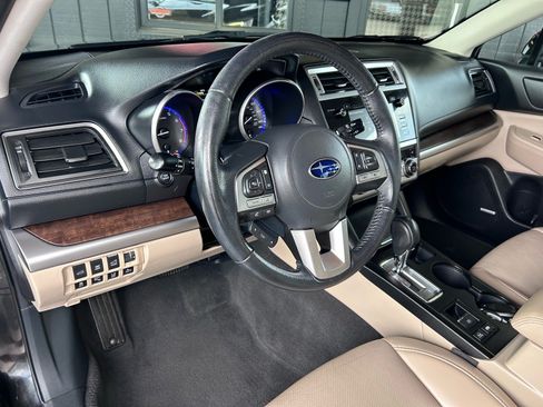 Used 2017 Subaru Outback 2.5i Limited AWD/4WD image 12