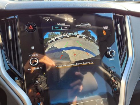 Certified 2025 Subaru Outback Premium image 5