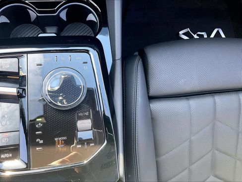 Certified 2026 BMW 530i 530i w/ Premium Package image 36