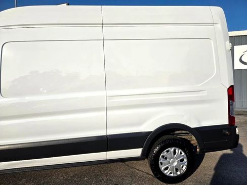 Used 2017 Ford Transit 250 148 High Roof w/ Interior Upgrade Package RWD image 9