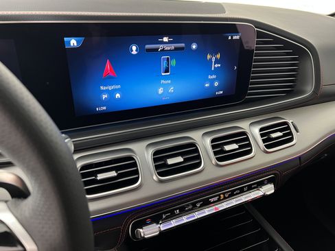 New 2025 Mercedes-Benz GLE 53 AMG 4MATIC Coupe image 29