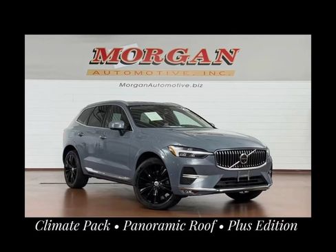 Used 2023 Volvo XC60 B5 Plus AWD/4WD image 1