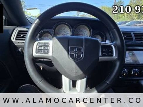 Used 2014 Dodge Challenger SXT w/ Super Sport Group (SS/T) RWD image 27