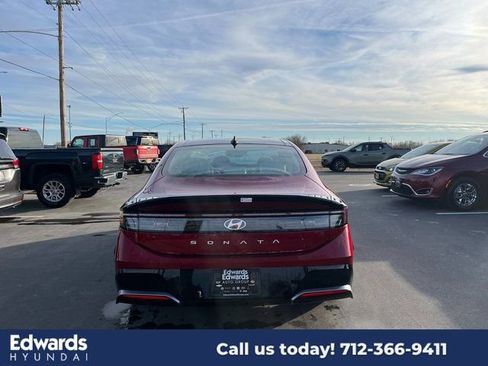 New 2024 Hyundai Sonata SEL w/ Convenience Package image 6