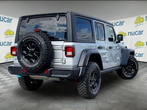 Used 2023 Jeep Wrangler Unlimited w/ Cold Weather Group image 6