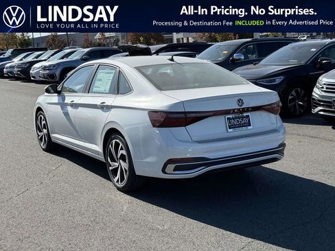New 2026 Volkswagen Jetta SEL FWD image 5