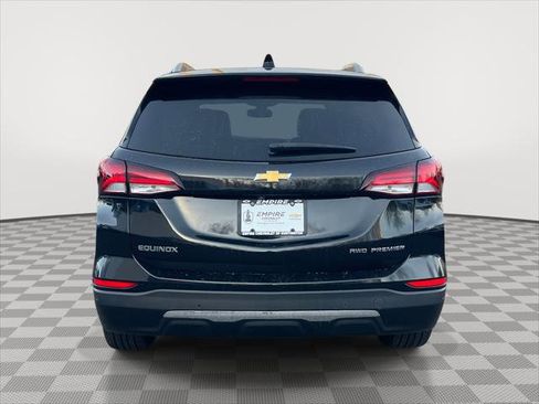 Used 2023 Chevrolet Equinox Premier image 6