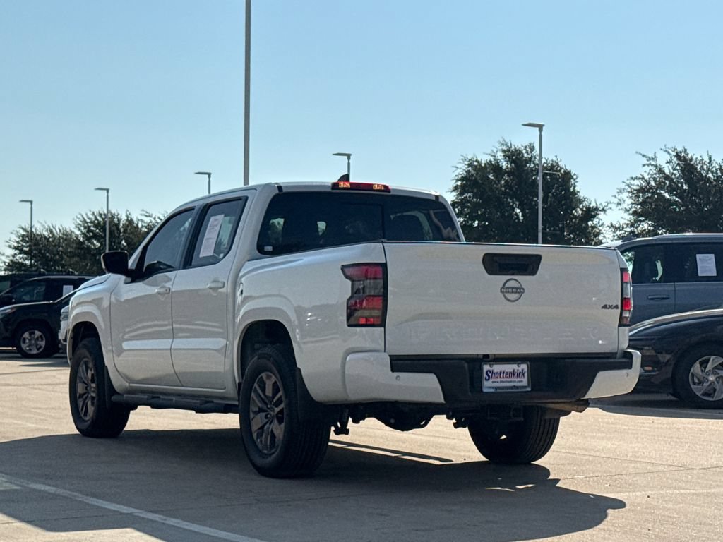 Used 2025 Nissan Frontier SV AWD/4WD image 6
