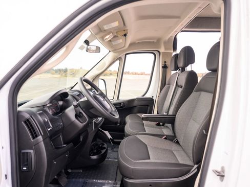 Used 2018 RAM ProMaster 2500 image 37