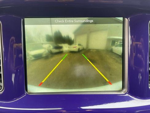 Used 2019 Dodge Charger SXT w/ Plus Group image 21