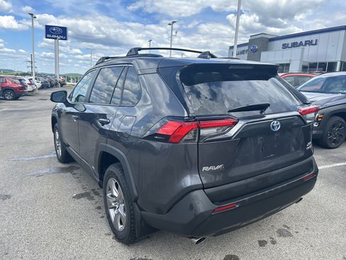 Used 2024 Toyota RAV4 XLE AWD/4WD image 6