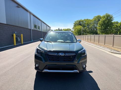 Used 2023 Subaru Forester Touring AWD/4WD image 16
