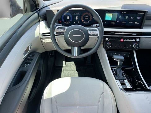 New 2026 Hyundai Tucson SEL image 17