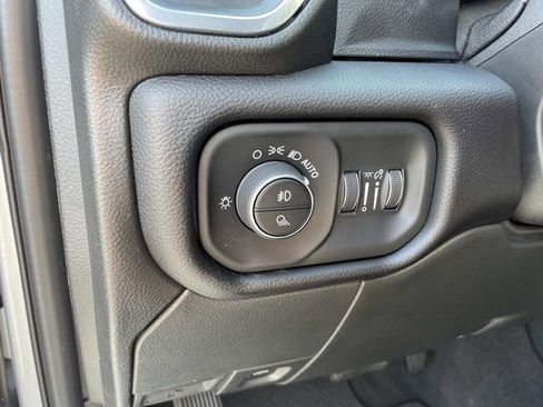 Used 2022 RAM 2500 Laramie AWD/4WD image 24