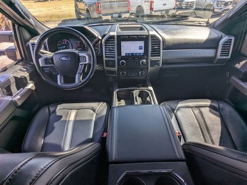 Used 2021 Ford F350 Platinum image 16