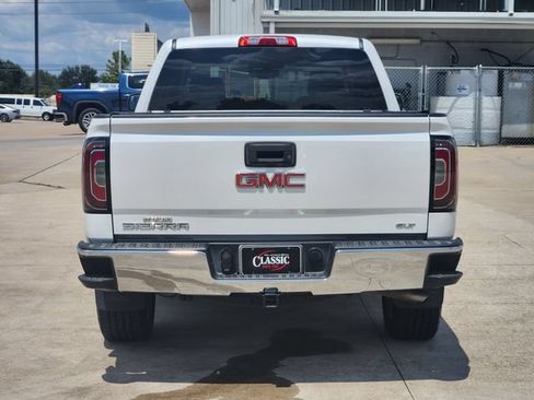 Used 2018 GMC Sierra 1500 SLT w/ Texas SLT Premium Package RWD image 6