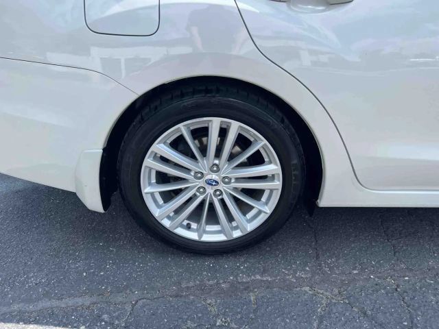 Used 2015 Subaru Impreza 2.0i Limited AWD/4WD image 10