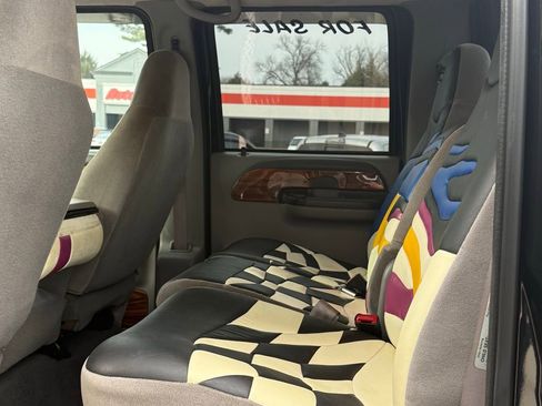 Used 1999 Ford F350 4x4 Crew Cab DRW Super Duty image 56