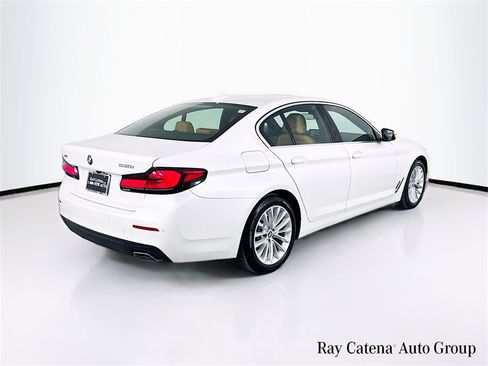 Certified 2023 BMW 530i xDrive w/ Premium Package image 7