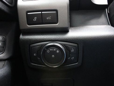 Used 2021 Ford Expedition XLT image 11