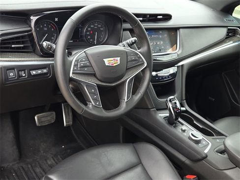 Used 2022 Cadillac XT5 Sportv w/ Technology Package image 20