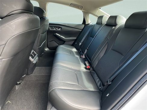 Used 2025 Honda Accord EX-L image 17
