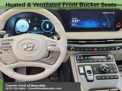 Used 2024 Hyundai Palisade Limited image 17
