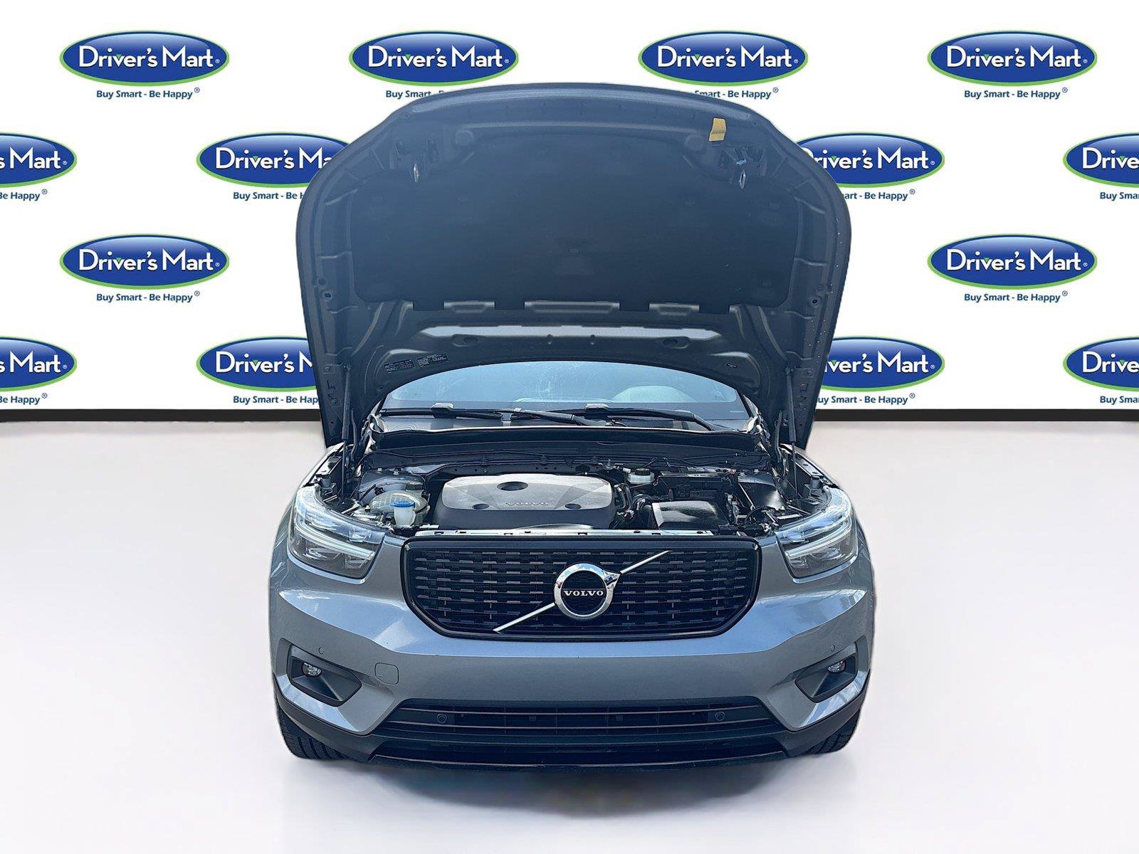 Used 2019 Volvo XC40 T4 R-Design FWD image 33