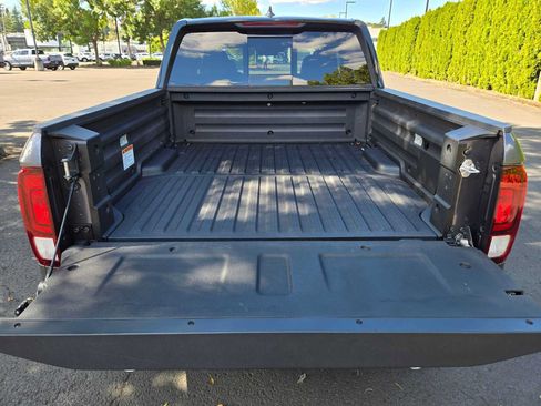 Used 2024 Honda Ridgeline TrailSport image 13