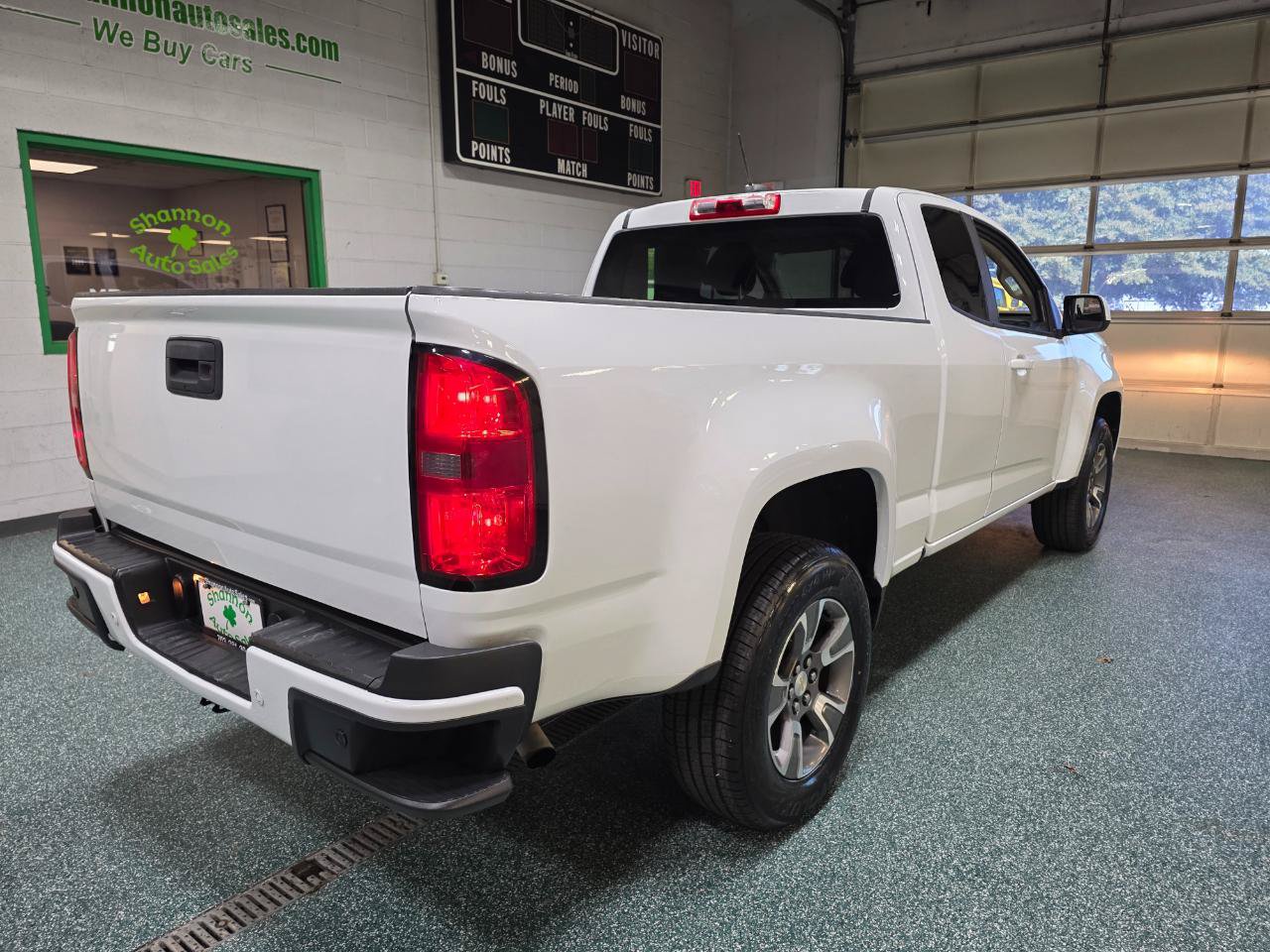 Used 2022 Chevrolet Colorado LT w/ Fleet Safety Package RWD image 6