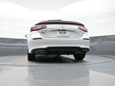 Certified 2024 Honda Civic EX-L image 30